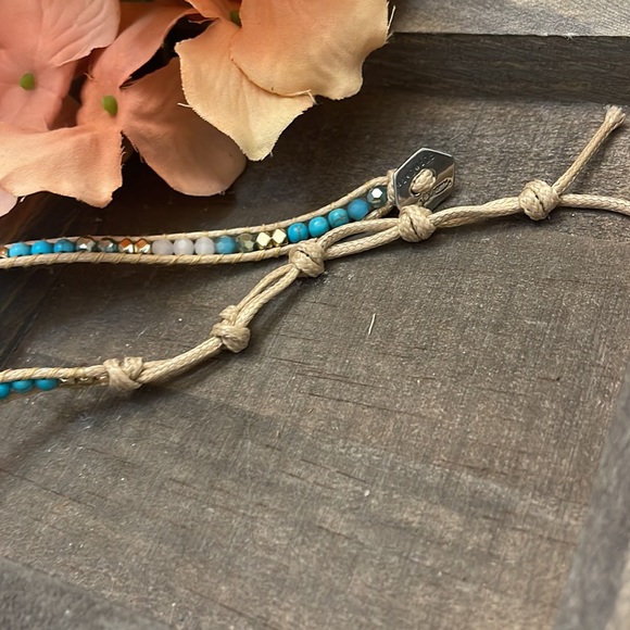 JBloom Teal, White, Gold Beaded wrap - Picture 5 of 5